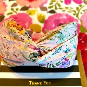 Adorable pink floral headband